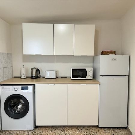Charming Studio Ideal For Getaways Or Workations In Sibiu'S Medieval City Center Екстер'єр фото