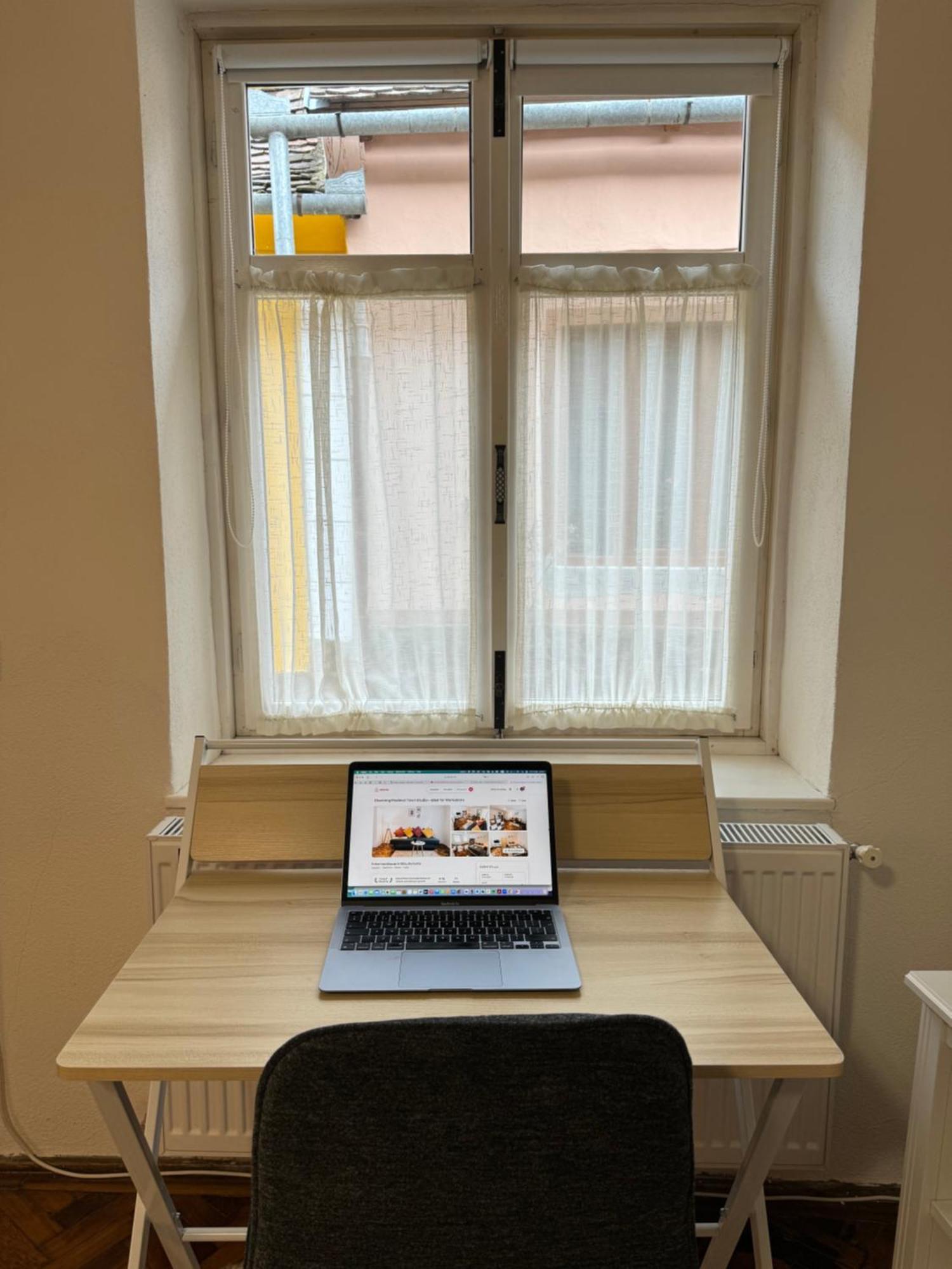 Charming Studio Ideal For Getaways Or Workations In Sibiu'S Medieval City Center Екстер'єр фото